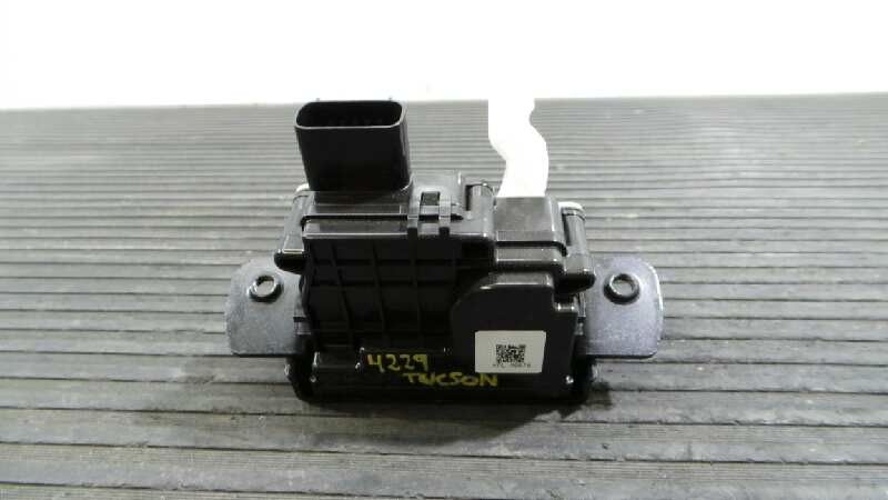CERRADURA MALETERO / PORTON HYUNDAI TUCSON E2-B5-20-1 E2B5201