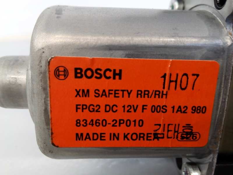 MOTOR ELEVALUNAS TRASERO DERECHO KIA SORENTO 834602P010 / E2-B5-3-2 / F00S1A2980 834602P010E2B532F00S1A2980 - Vista 2