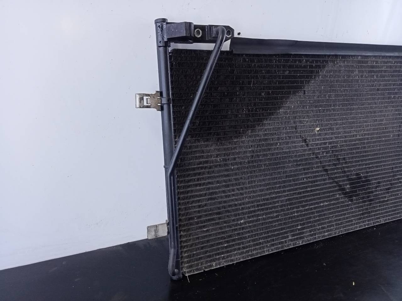 CONDENSADOR / RADIADOR AIRE ACONDICIONADO AUDI Q3 (8UG) 8U0260401C / P2-A4-9 / 2122914 8U0260401CP2A492122914 - Vista 3