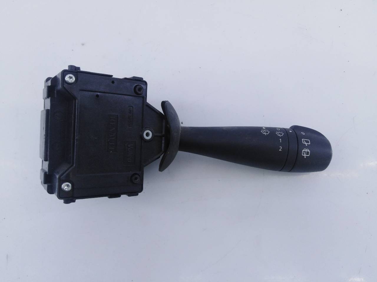 MANDO LIMPIA DACIA DUSTER E1109568 / E2-A1-44-3 E1109568E2A1443