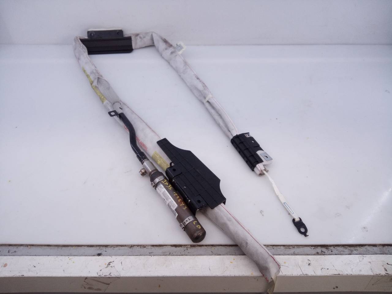 AIRBAG CORTINA DELANTERO DERECHO HYUNDAI IX35 850202Y000 / E2-B5-50-1 850202Y000E2B5501