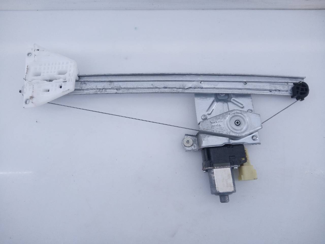 ELEVALUNAS TRASERO IZQUIERDO FORD KUGA (CBS) JS52826P25 / E2-B3-61-2 / CJ54S27001BH JS52826P25E2B3612CJ54S27001BH - Vista 2