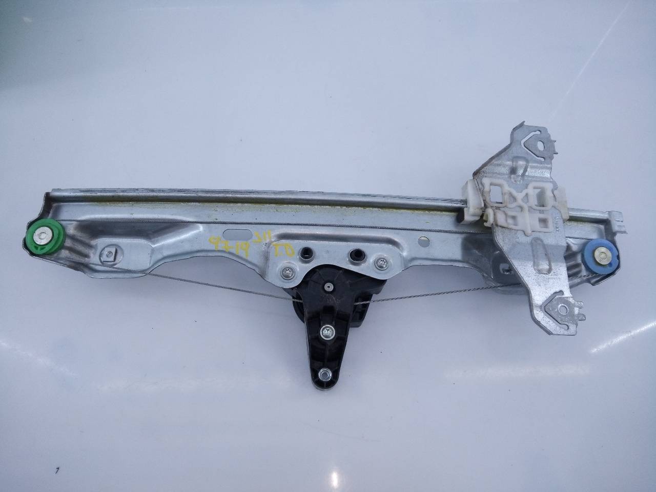 ELEVALUNAS TRASERO DERECHO NISSAN QASHQAI (J11) 827004EA0A / E2-A4-15-1 827004EA0AE2A4151 - Vista 2