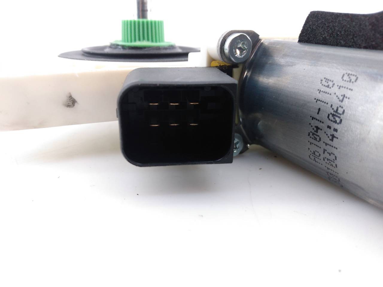 MOTOR ELEVALUNAS DELANTERO IZQUIERDO MERCEDES-BENZ CLASE CLA (W117) A55383110 / E1-A2-44-2 / 0536010604 A55383110E1A24420536010604 - Vista 3