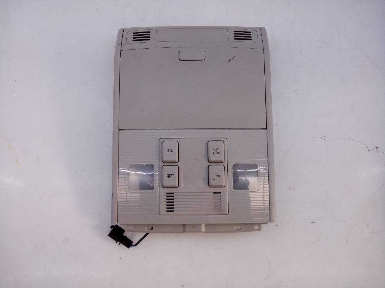LUZ INTERIOR VOLKSWAGEN TOURAN (5T1) 3B0035711B / E2-A1-45-2 3B0035711BE2A1452