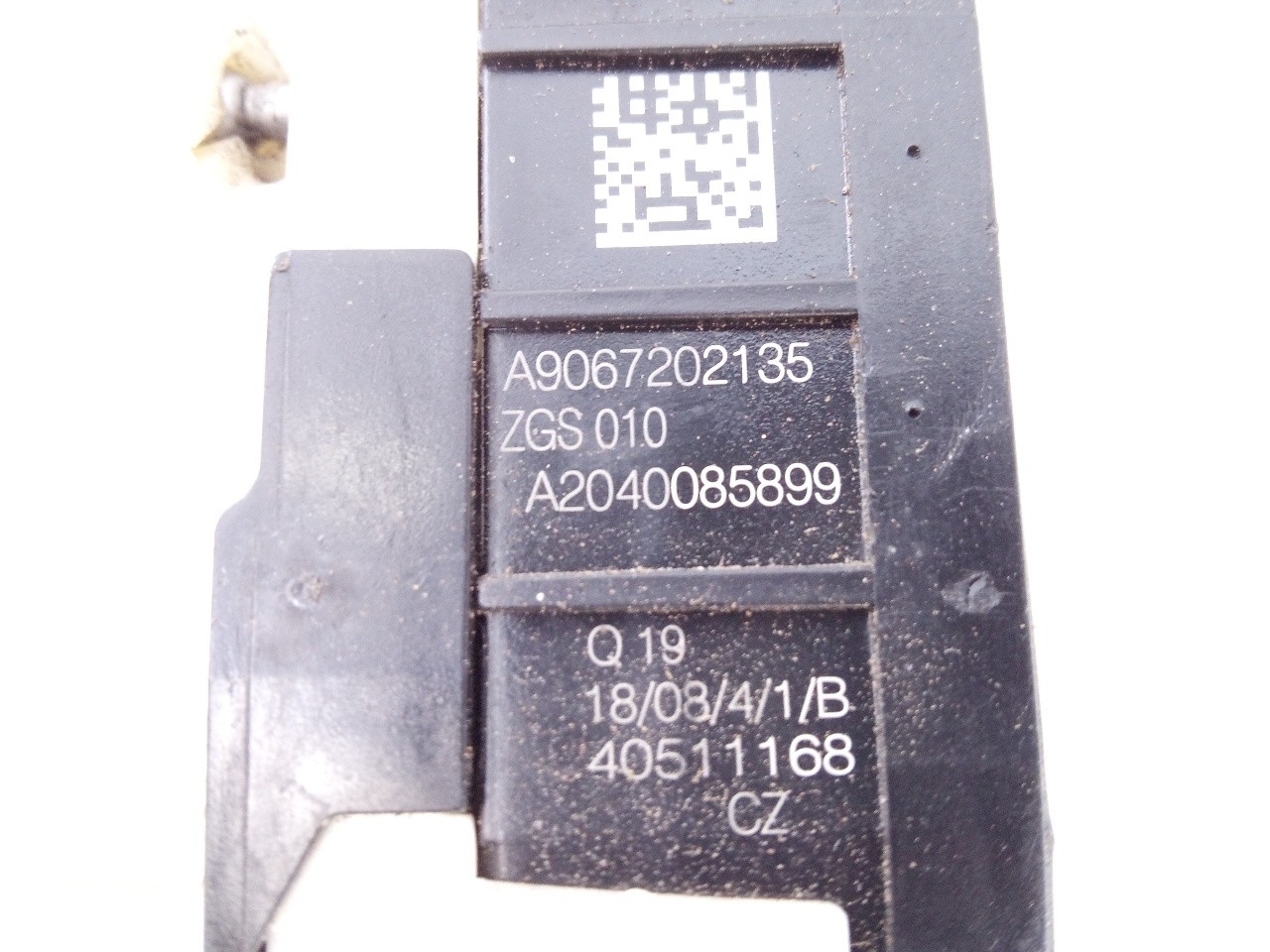 CERRADURA PUERTA DELANTERA IZQUIERDA MERCEDES-BENZ SPRINTER III FURGÓN RWD / AWD (02-2018->) A9067202135 / E1-A2-40-2 A9067202135E1A2402 - Vista 2