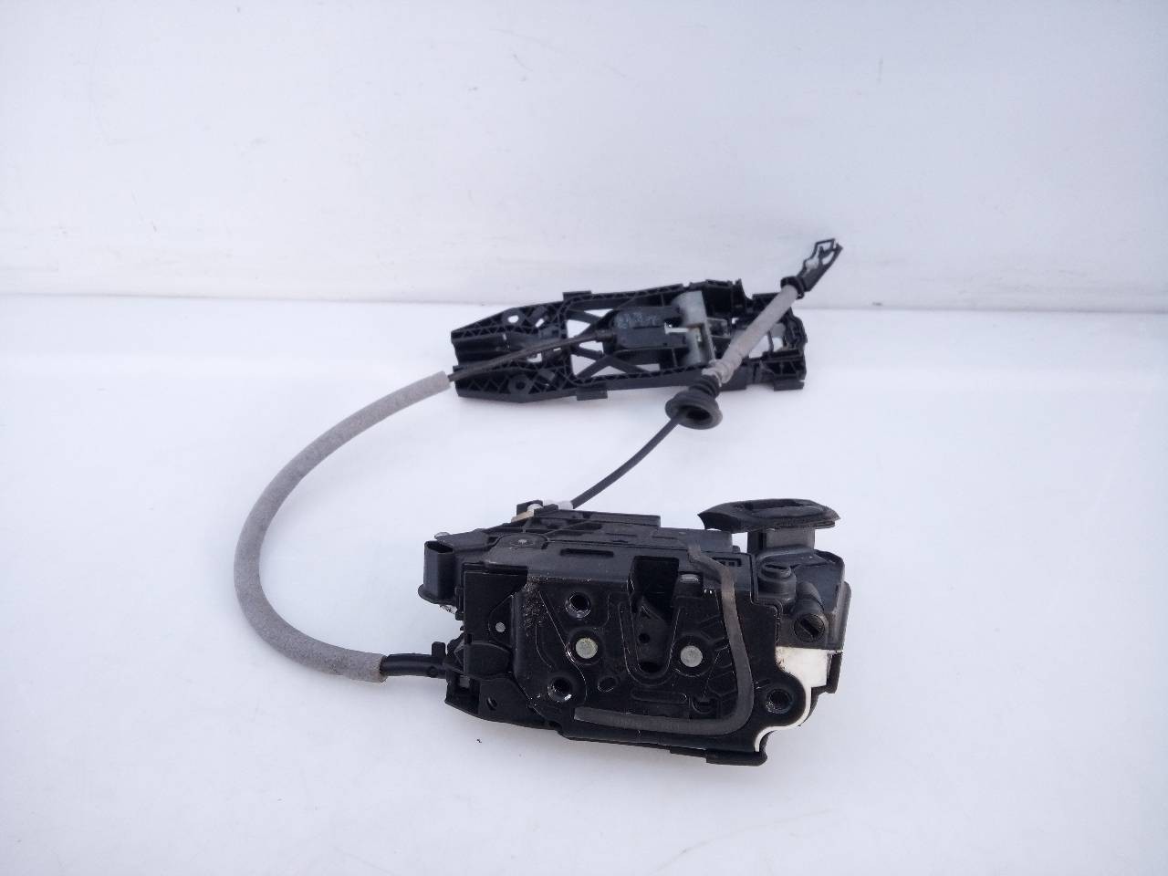 CERRADURA PUERTA TRASERA DERECHA VOLKSWAGEN POLO (6C1) 6R4839016A / E1-B6-35-1 6R4839016AE1B6351 - Vista 3