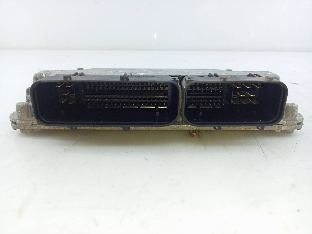 CENTRALITA MOTOR UCE VOLKSWAGEN GOLF V BERLINA (1K1) 06A906033GG / E2-A1-15-2 / 5WP40349 06A906033GGE2A11525WP40349 - Vista 3