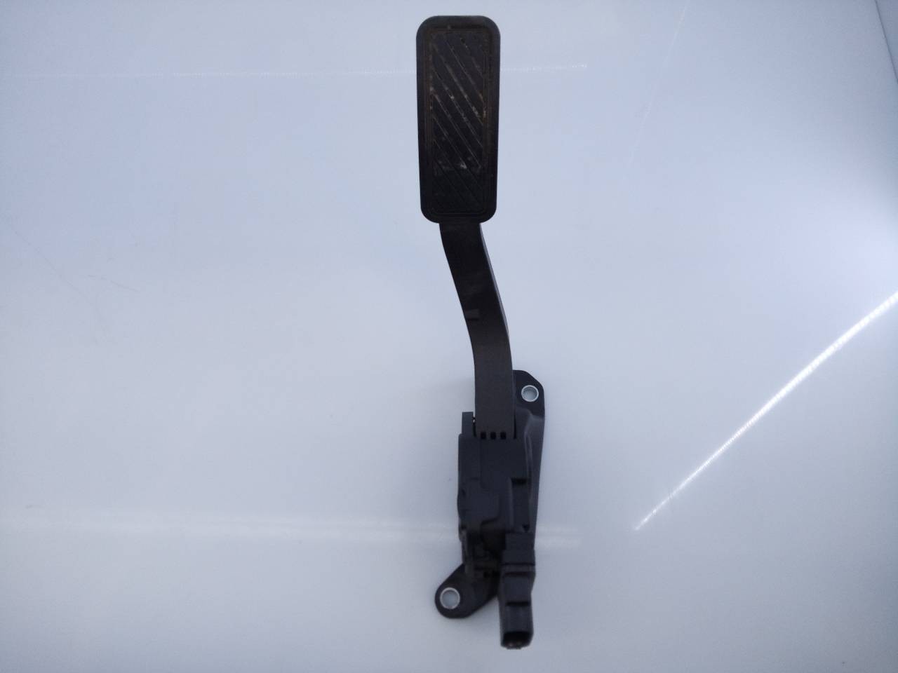 PEDAL ACELERADOR FORD FIESTA (CCN) 8V219F836AB / E3-B3-44-4 / 6PV00951720 8V219F836ABE3B34446PV00951720