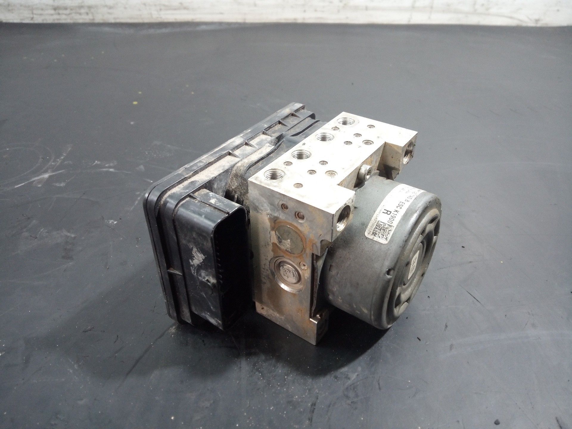 ABS MAZDA 3 LIM. () BHR1437A0B / P3-B8-24-2 / 06210234814 BHR1437A0BP3B824206210234814 - Vista 2