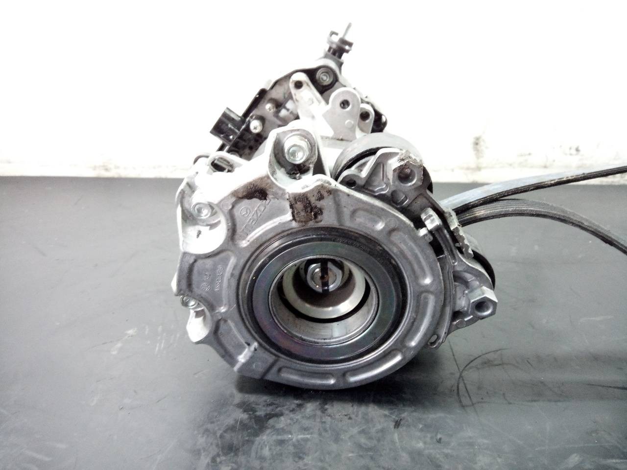 ALTERNADOR MAZDA CX-30 C3TB5291A / P3-B6-8-3 / 98050404 C3TB5291AP3B68398050404 - Vista 2