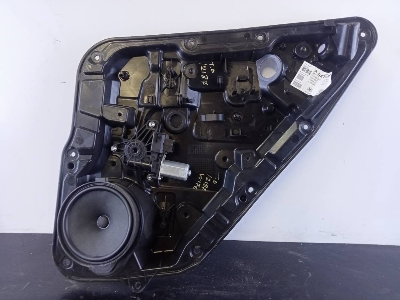 ELEVALUNAS TRASERO DERECHO MERCEDES-BENZ CLASE A (W176) A2047601634 / P2-B3-9 / A2047302835 A2047601634P2B39A2047302835