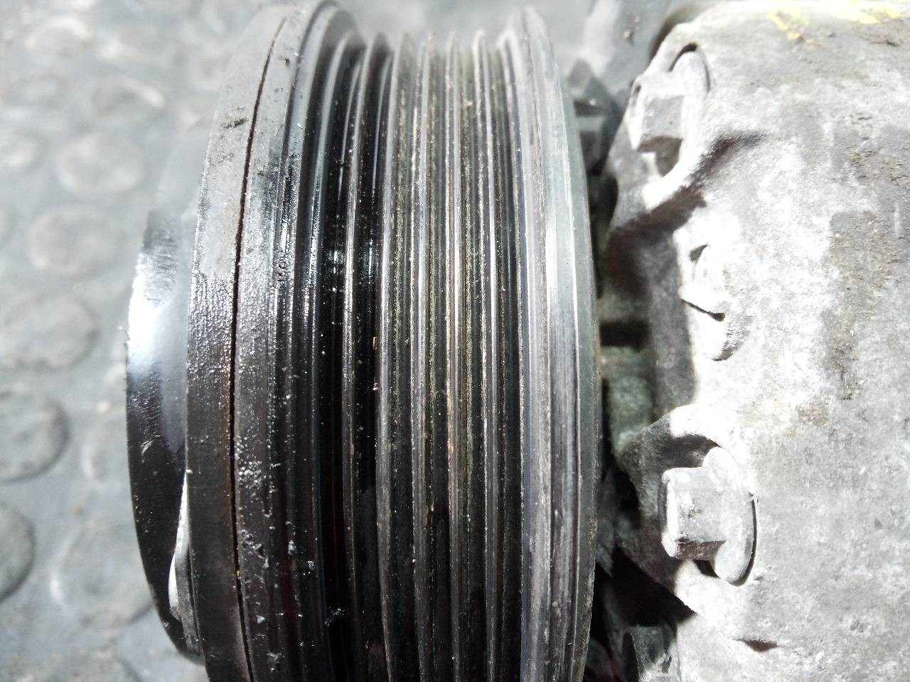 COMPRESOR AIRE ACONDICIONADO FORD FIESTA (CCN) AV1119D629AC / P3-A3-14-1 AV1119D629ACP3A3141 - Vista 3