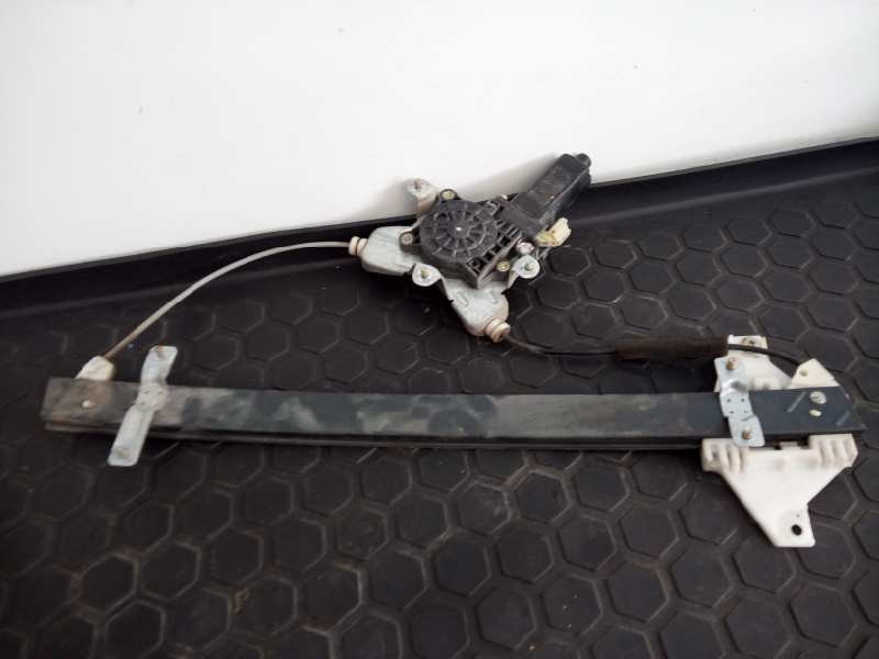 ELEVALUNAS DELANTERO DERECHO HYUNDAI TERRACAN (HP) E2-B5-54-1 E2B5541 - Vista 2