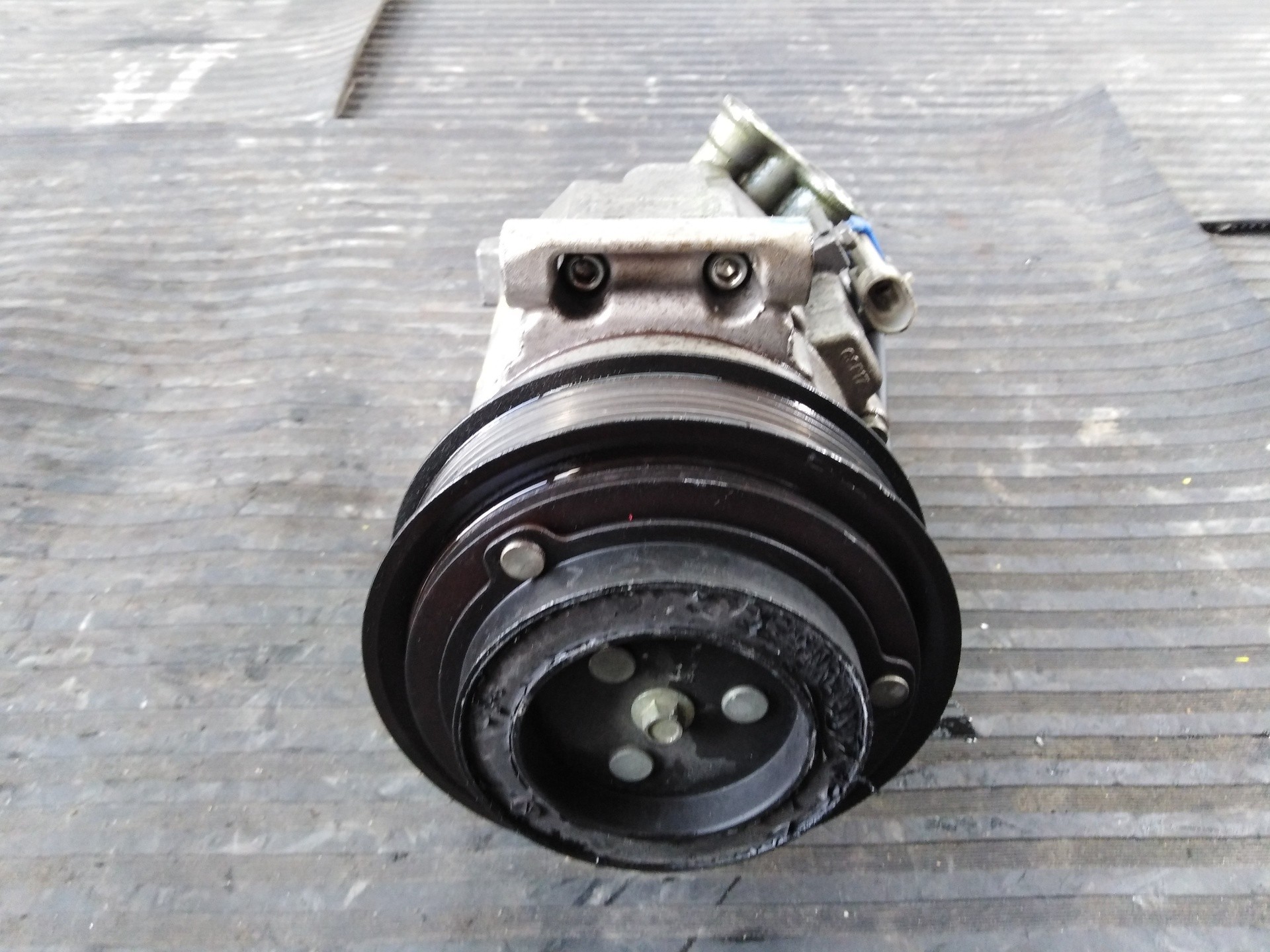 COMPRESOR AIRE ACONDICIONADO CHEVROLET ORLANDO 11D18214 / P3-A2-8-3 11D18214P3A283 - Vista 3