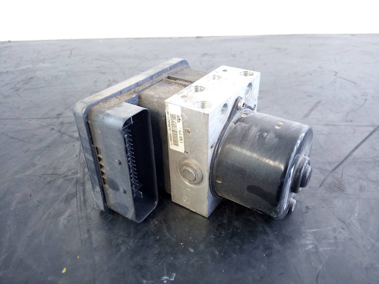 ABS VOLVO C70 CABRIOLET 8N512C405AB / P3-B8-24-3 / 31274911 8N512C405ABP3B824331274911 - Vista 2