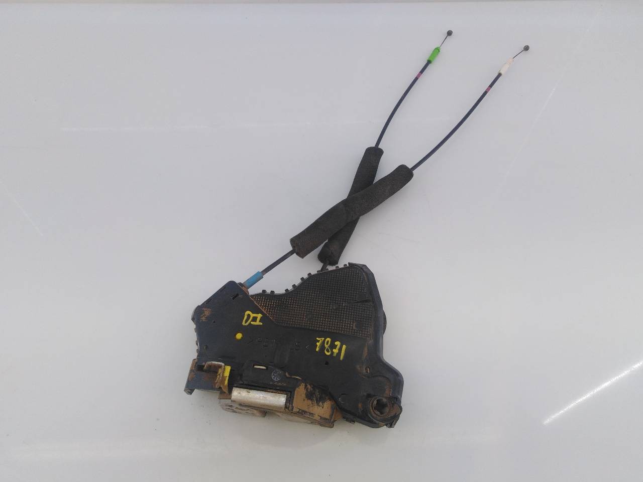 CERRADURA PUERTA DELANTERA IZQUIERDA TOYOTA LAND CRUISER (J12) 6904033232 / E2-B4-3-2 6904033232E2B432