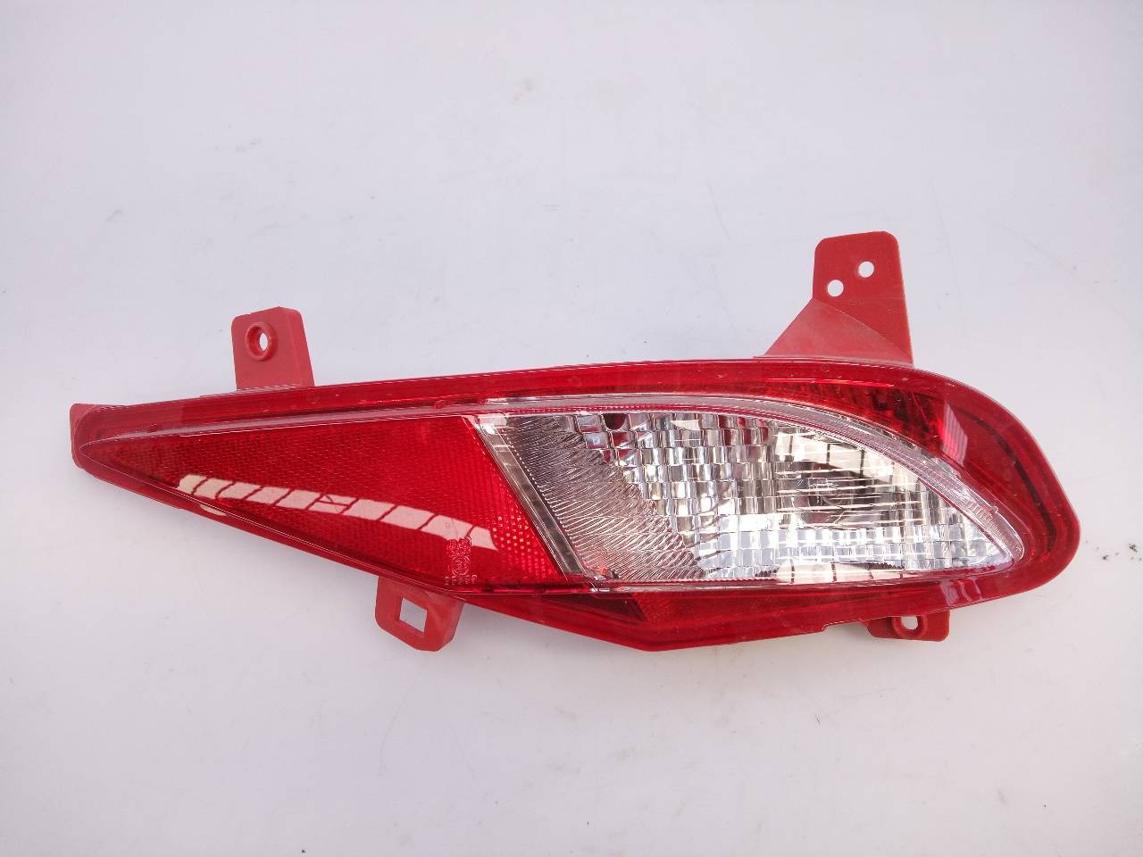 PILOTO TRASERO DERECHO DE PARAGOLPES HYUNDAI I20 E2-B5-34-1 E2B5341