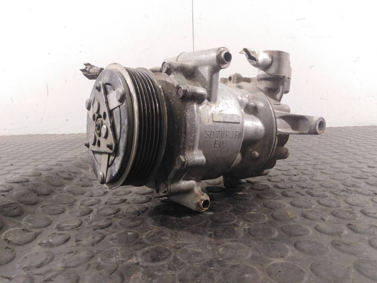 COMPRESOR AIRE ACONDICIONADO PEUGEOT BOXER FURGÓN 9676552680 / P3-B3-23-2 / 03814309461 9676552680P3B323203814309461