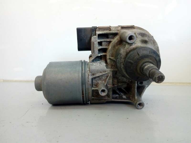 MOTOR ELEVALUNAS DELANTERO IZQUIERDO FORD FOCUS LIM. (CB8) BM5117504AJ / E2-B3-34-3 / 0390248108 BM5117504AJE2B33430390248108