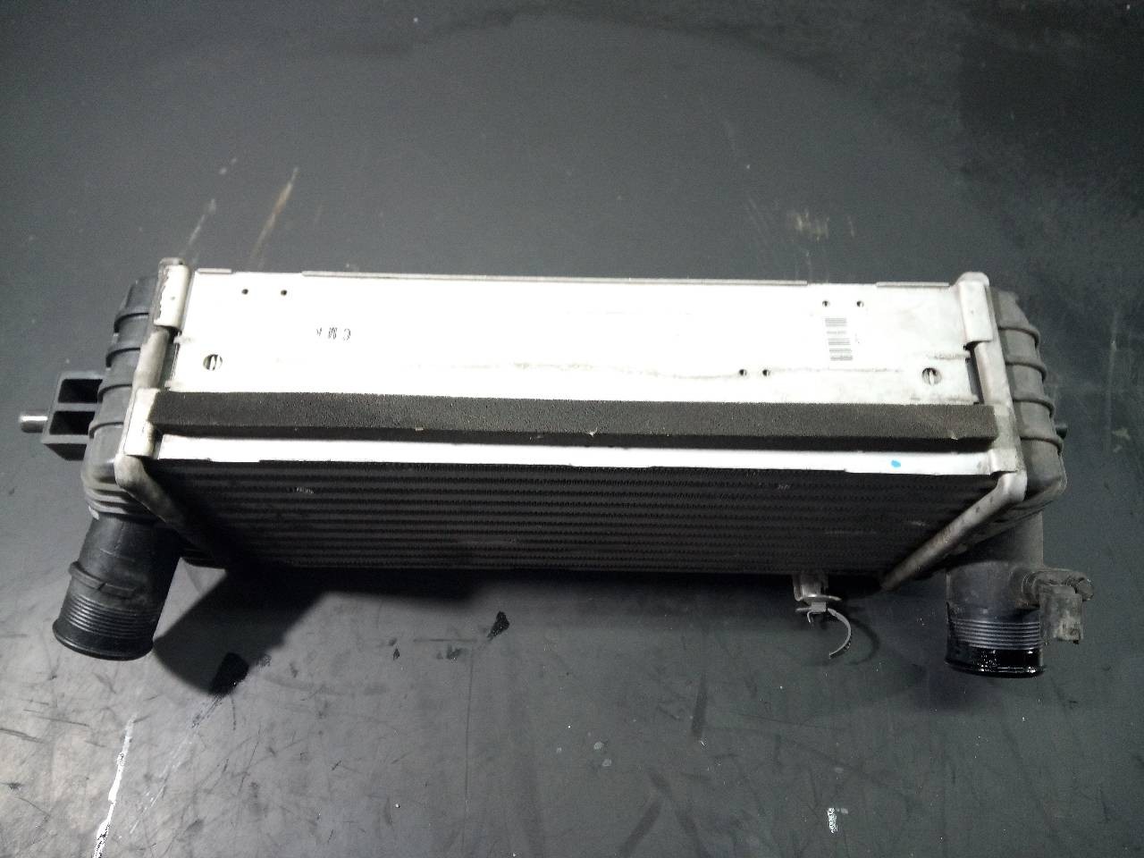 INTERCOOLER KIA CARENS ( ) 282702A480 / P2-A11-12 282702A480P2A1112 - Vista 2