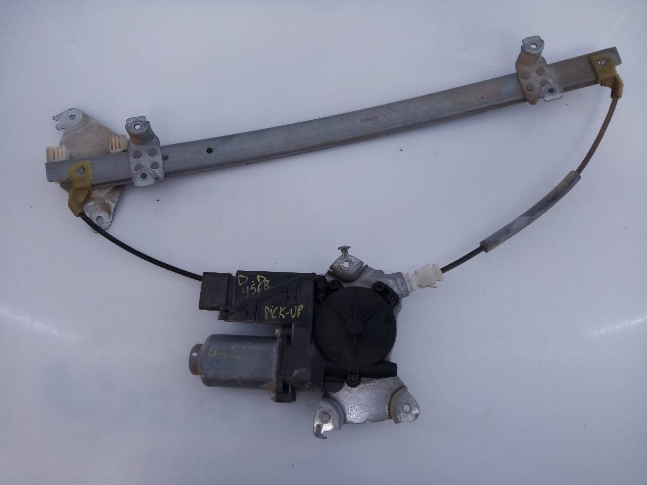 ELEVALUNAS DELANTERO DERECHO NISSAN NAVARA PICK-UP (D40M) 400846D / E2-A4-9-1 400846DE2A491
