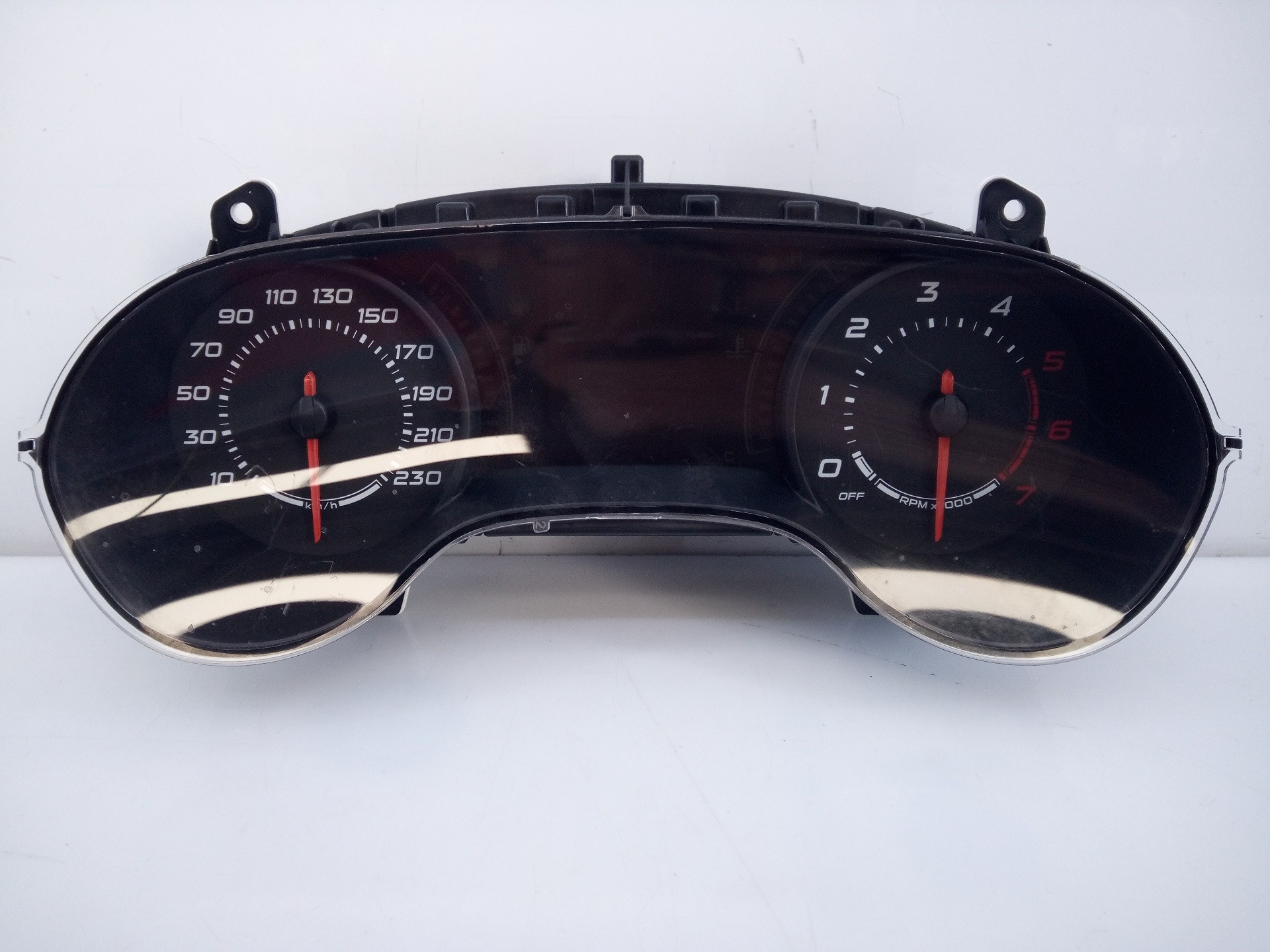 CUADRO INSTRUMENTOS FIAT TIPO II (356) SEDAN 00520782970 / E3-A4-21-3 / A2C13961900 00520782970E3A4213A2C13961900