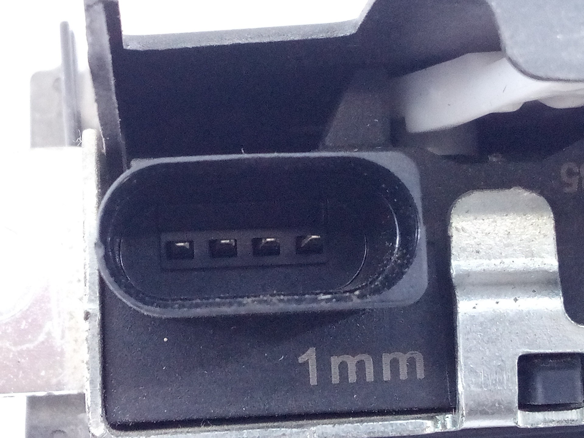 CERRADURA MALETERO / PORTON VOLKSWAGEN GOLF VII LIM. 5G6827505 / E1-B6-3-4 / 181535 5G6827505E1B634181535 - Vista 3