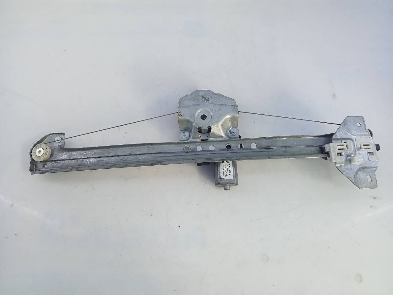 ELEVALUNAS DELANTERO IZQUIERDO DACIA DOKKER 128001472B / E1-A1-46-2 / 304344B 128001472BE1A1462304344B - Vista 2