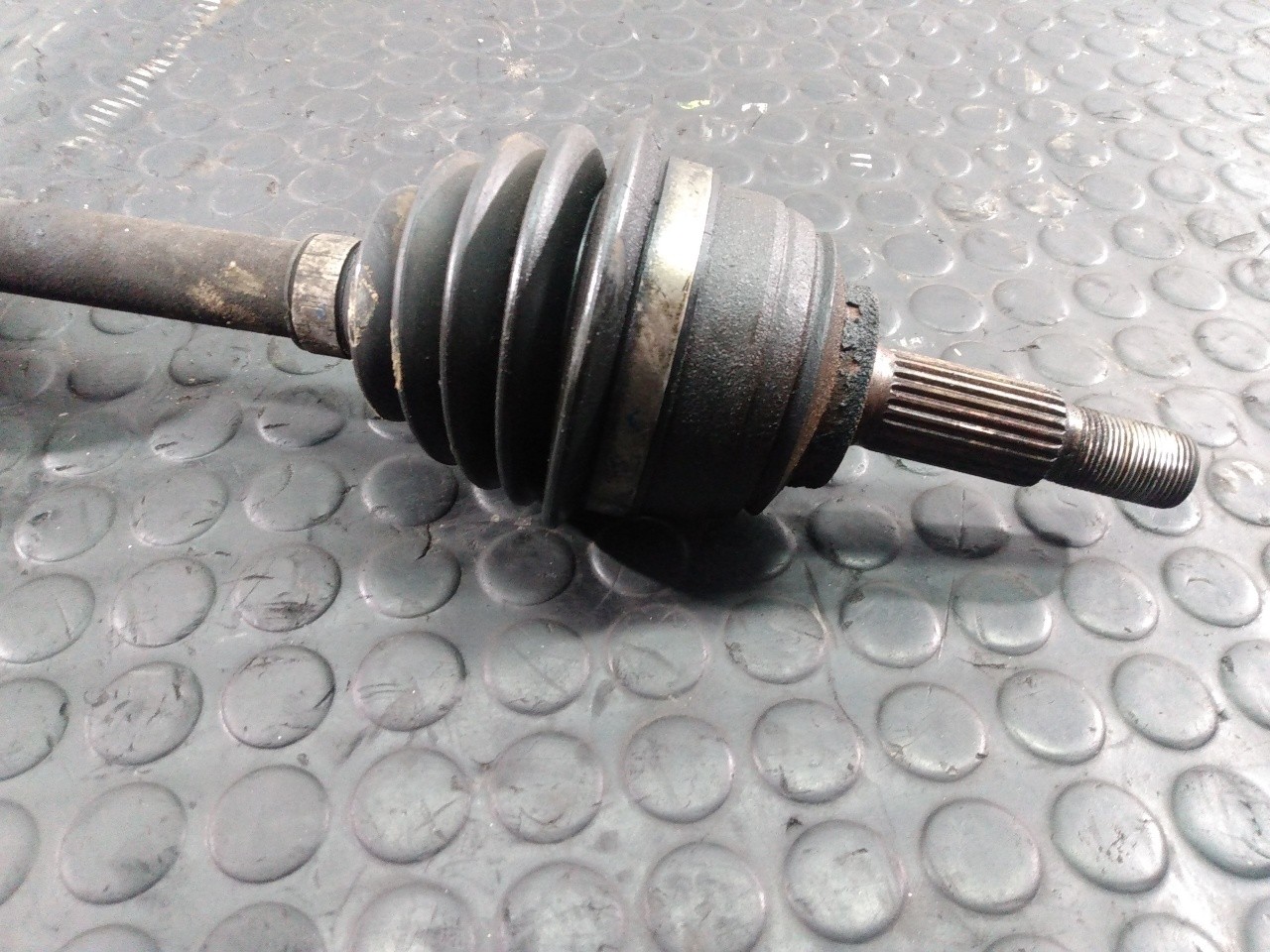 TRANSMISION DELANTERA DERECHA DACIA SANDERO 391007857R / P1-A6-49 391007857RP1A649 - Vista 2