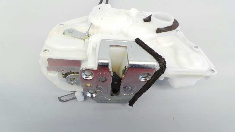 CERRADURA PUERTA DELANTERA DERECHA SUZUKI SX4 8220161MA1 / E2-A3-61-2 8220161MA1E2A3612 - Vista 3