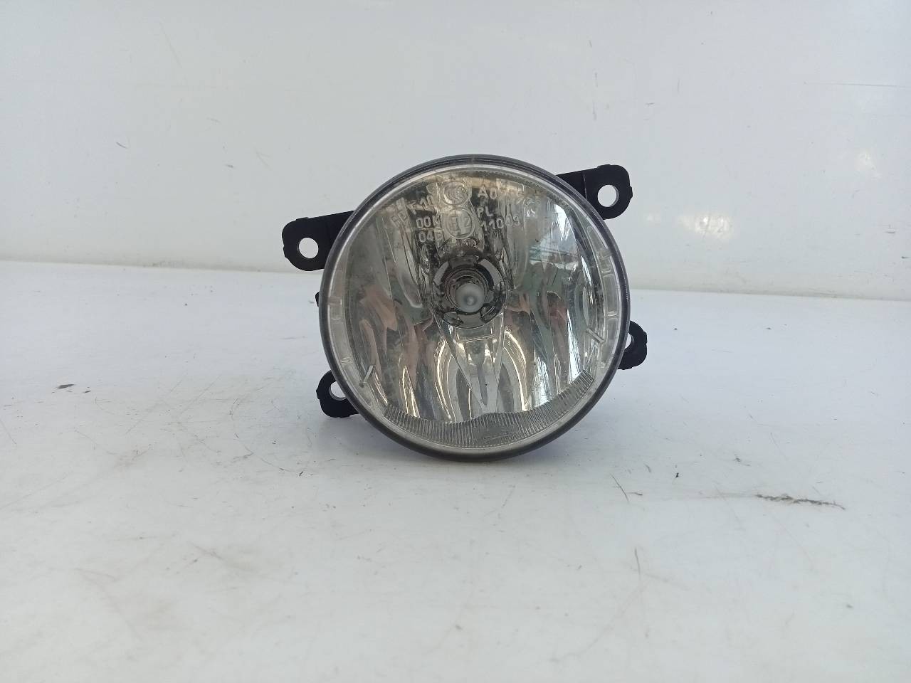 FARO ANTINIEBLA DERECHO RENAULT CLIO IV 261500097R / E1-A1-39-1 261500097RE1A1391