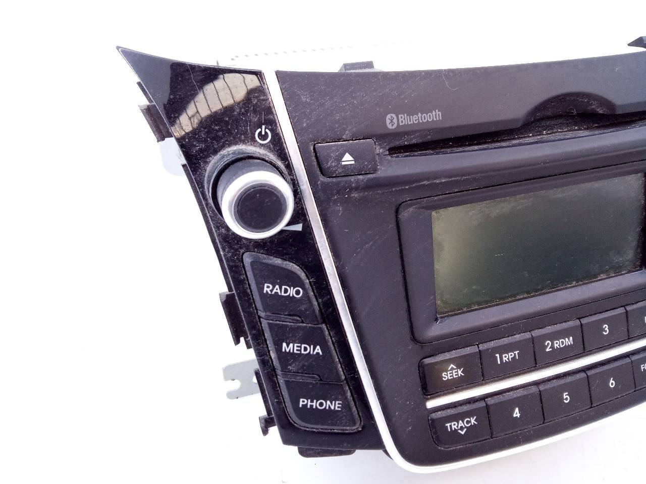 SISTEMA AUDIO / RADIO CD HYUNDAI I30 (GD) 96170A6210GU / E3-A3-39-1 96170A6210GUE3A3391 - Vista 3