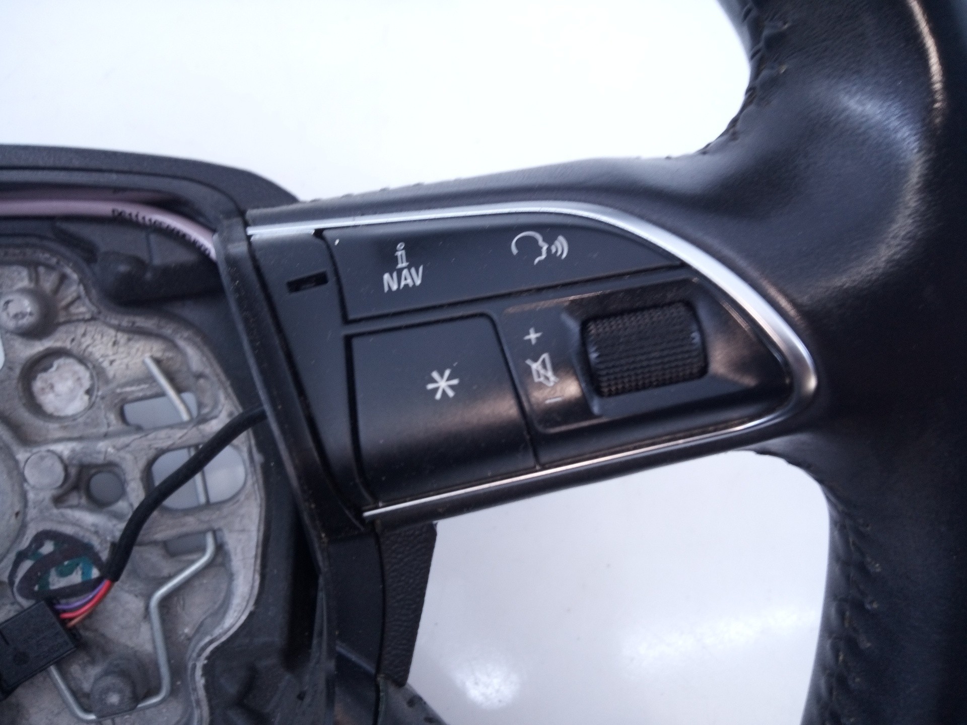 VOLANTE AUDI A6 AVANT (4G5) 4G0419091M / E1-B6-1-4 4G0419091ME1B614 - Vista 2
