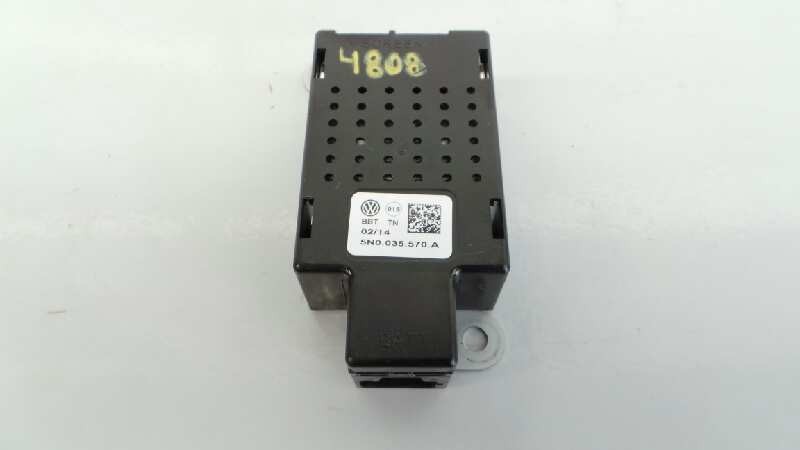 ANTENA VOLKSWAGEN TIGUAN (5N2) 5N0035570 / E1-B6-3-1 5N0035570E1B631