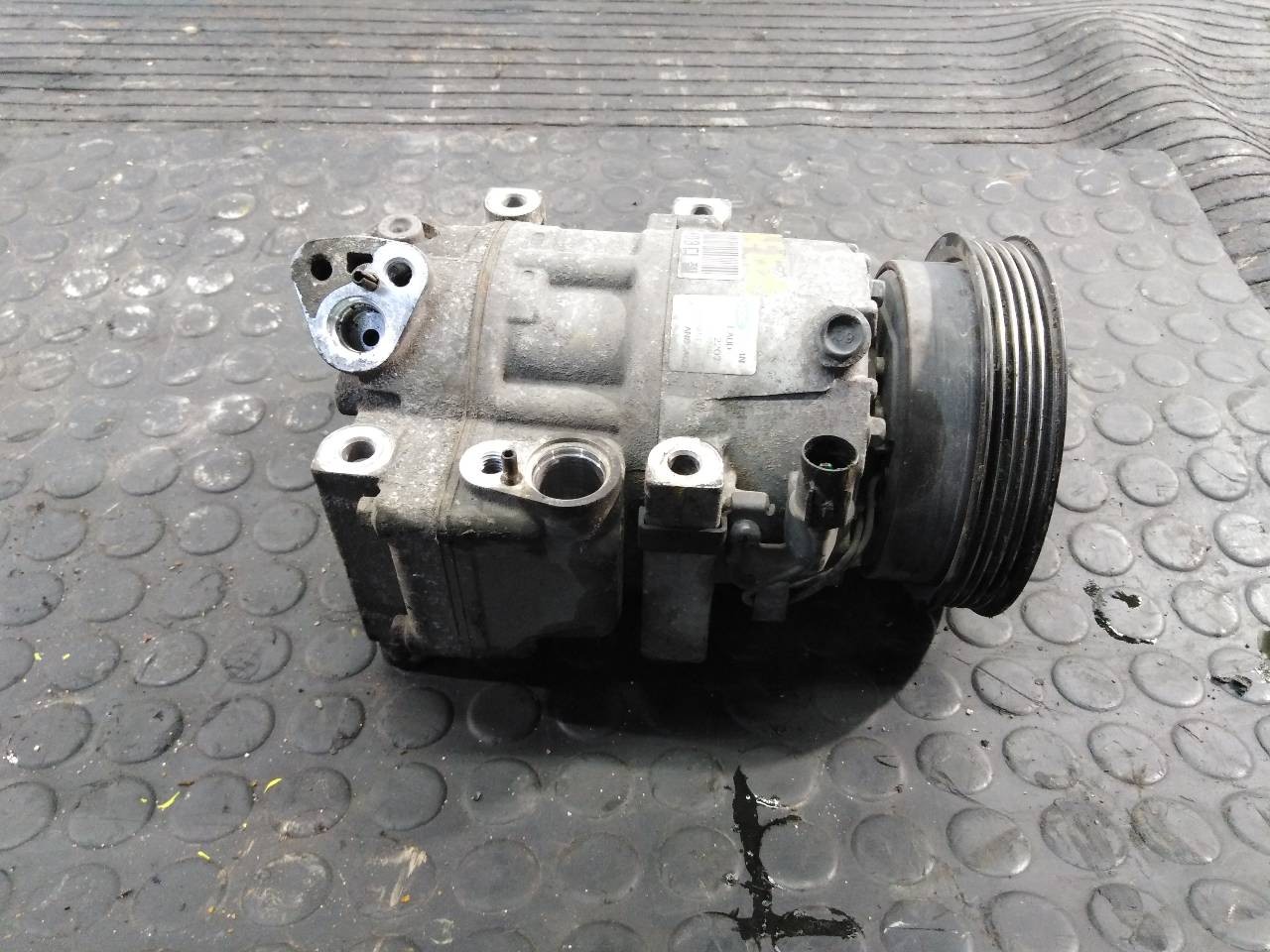 COMPRESOR AIRE ACONDICIONADO KIA CEE´D F500AN80A03 / P3-A1-29-3 / AN8CA03 F500AN80A03P3A1293AN8CA03