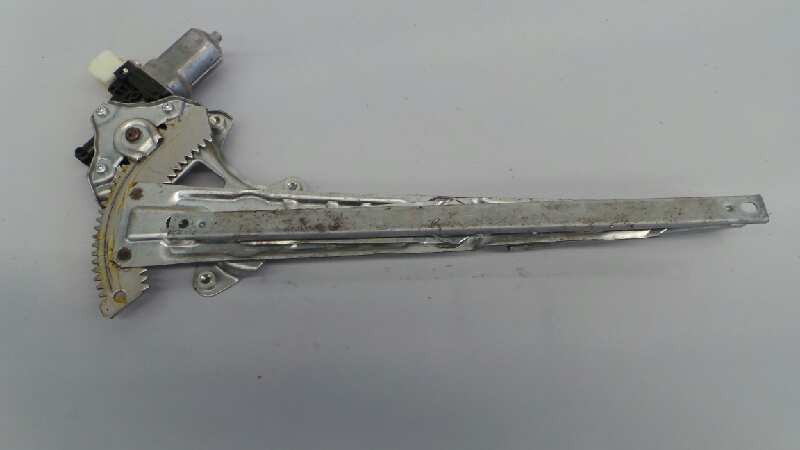 ELEVALUNAS TRASERO IZQUIERDO NISSAN X-TRAIL (T32) 2621004660 / E2-A4-59-2 2621004660E2A4592 - Vista 2