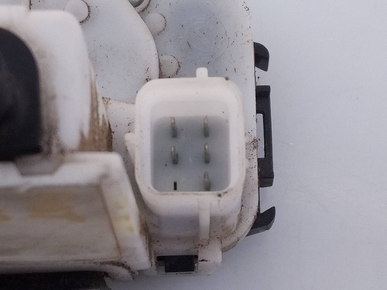 CERRADURA PUERTA DELANTERA DERECHA FIAT NUOVA 500 (150) 5193113 / E2-B2-39-2 5193113E2B2392 - Vista 3