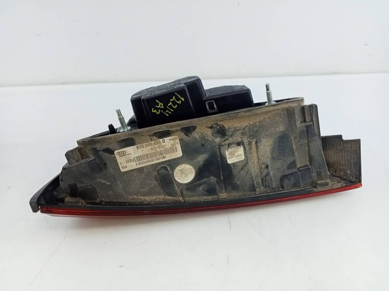 PILOTO TRASERO IZQUIERDO PORTON AUDI A3 CABRIO (8VE) 8V5945093D / E1-B6-55-2 8V5945093DE1B6552 - Vista 2