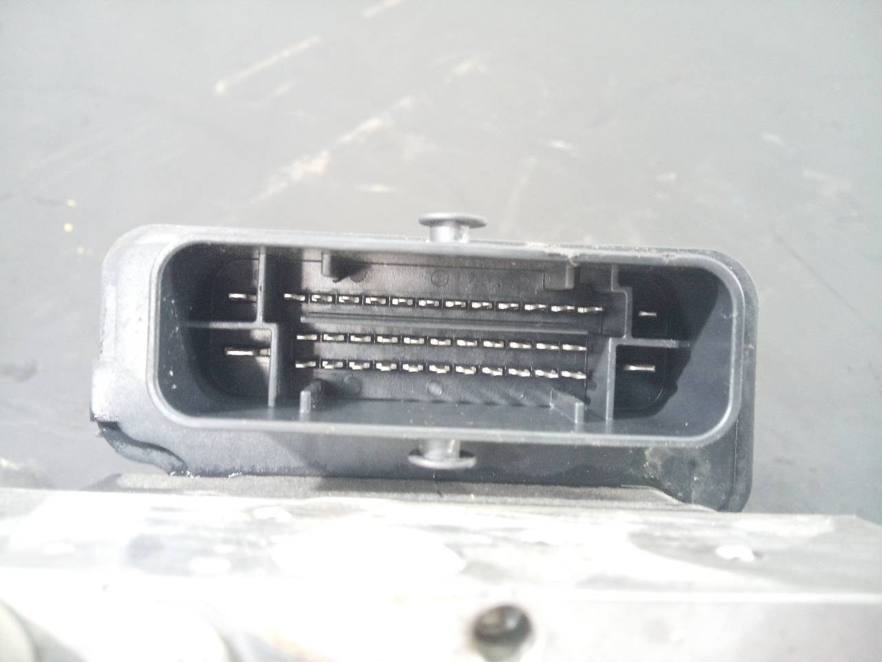 ABS NISSAN NV400 PRITSCHE 476607708R / P3-A8-19-3 / 269872 476607708RP3A8193269872 - Vista 3