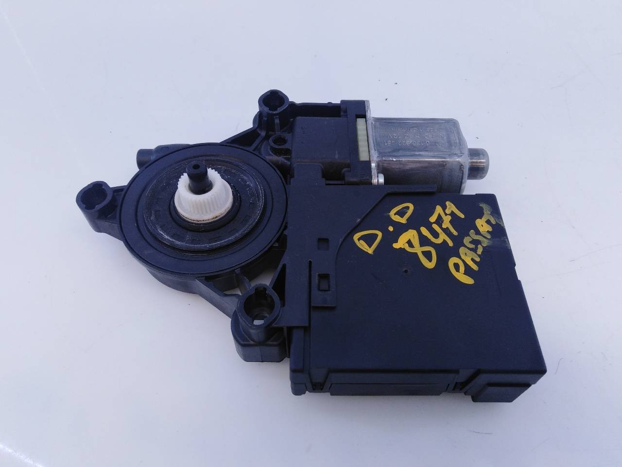 MOTOR ELEVALUNAS DELANTERO DERECHO VOLKSWAGEN PASSAT VARIANT (365) 988693318 / E1-B6-24-2 / 3AA959702A 988693318E1B62423AA959702A