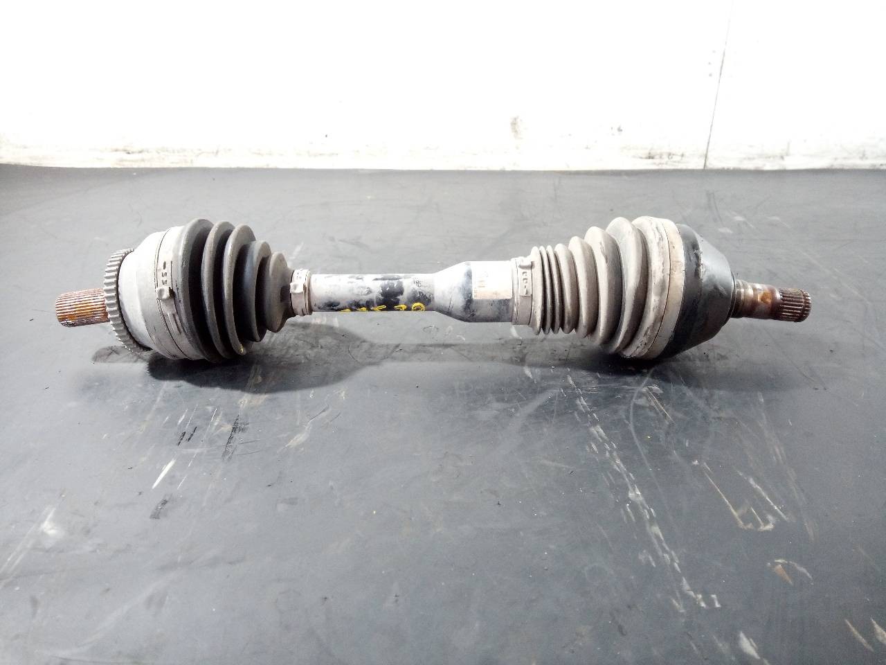 TRANSMISION DELANTERA IZQUIERDA VOLVO XC90 P30735885 / P1-B6-24 / T050310 P30735885P1B624T050310