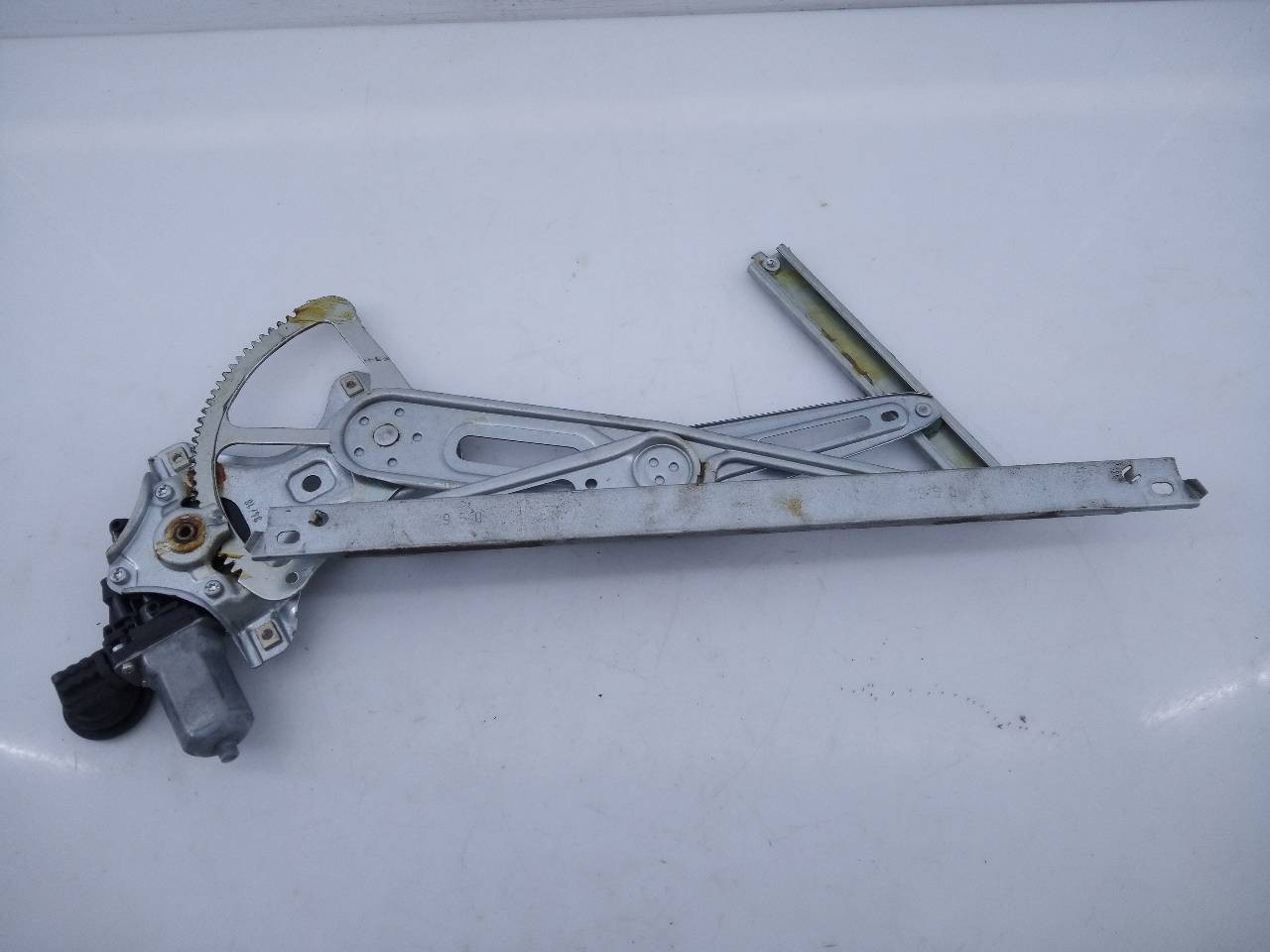 ELEVALUNAS DELANTERO DERECHO TOYOTA AURIS 857100D100 / E2-B4-35-1 / 973582101 857100D100E2B4351973582101 - Vista 3