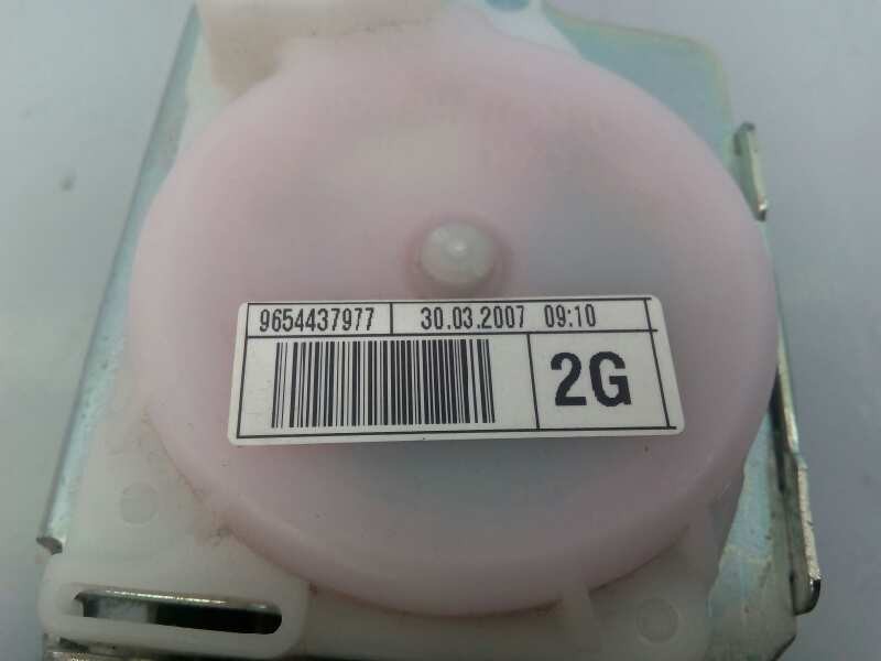CINTURON SEGURIDAD TRASERO IZQUIERDO CITROËN C4 PICASSO 9654437977 / E1-A4-15-1 9654437977E1A4151 - Vista 2