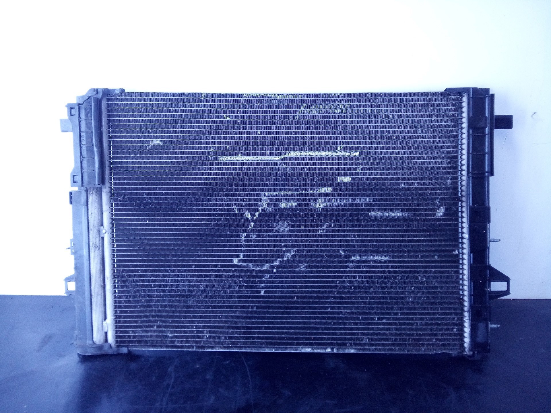 CONDENSADOR / RADIADOR AIRE ACONDICIONADO MERCEDES-BENZ CLASE A (W176) A2465000454 / P2-B5-12 / 12526976 A2465000454P2B51212526976