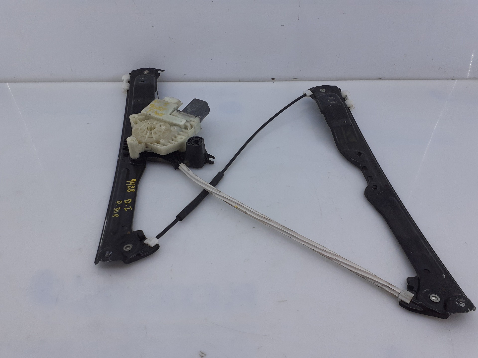 ELEVALUNAS DELANTERO IZQUIERDO PEUGEOT 308 9816271880 / E1-A1-36-1 9816271880E1A1361