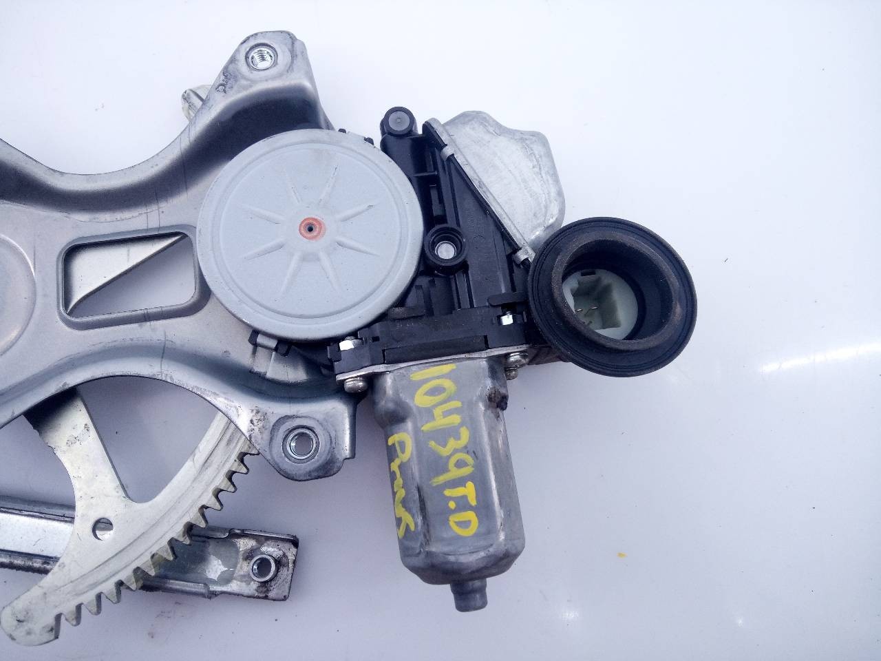 ELEVALUNAS TRASERO DERECHO TOYOTA PRIUS (NHW30) E2-B4-49-2 E2B4492 - Vista 3