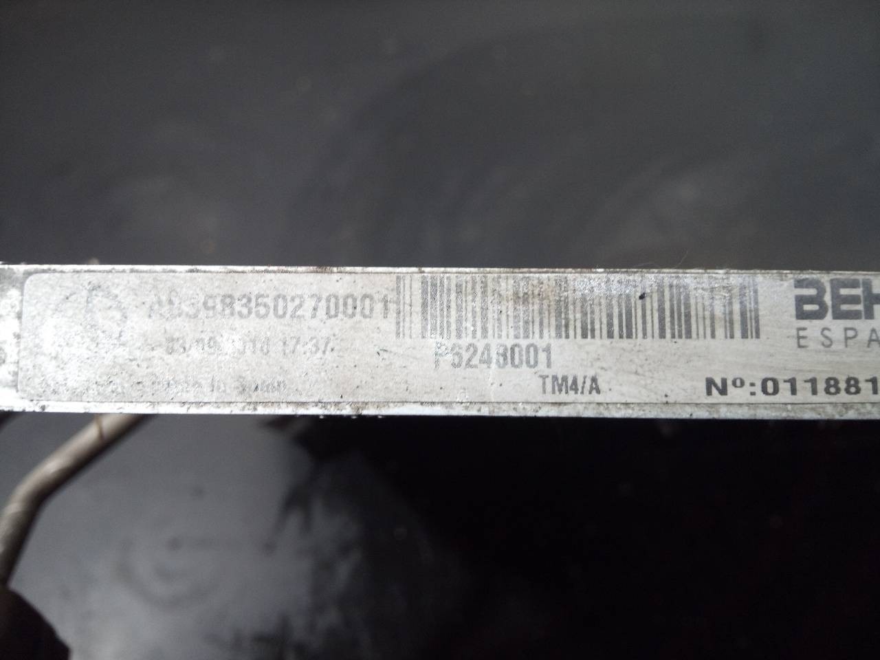 CONDENSADOR / RADIADOR AIRE ACONDICIONADO MERCEDES-BENZ VITO MIXTO (639) A03983502700 / P2-A4-7 A03983502700P2A47 - Vista 3