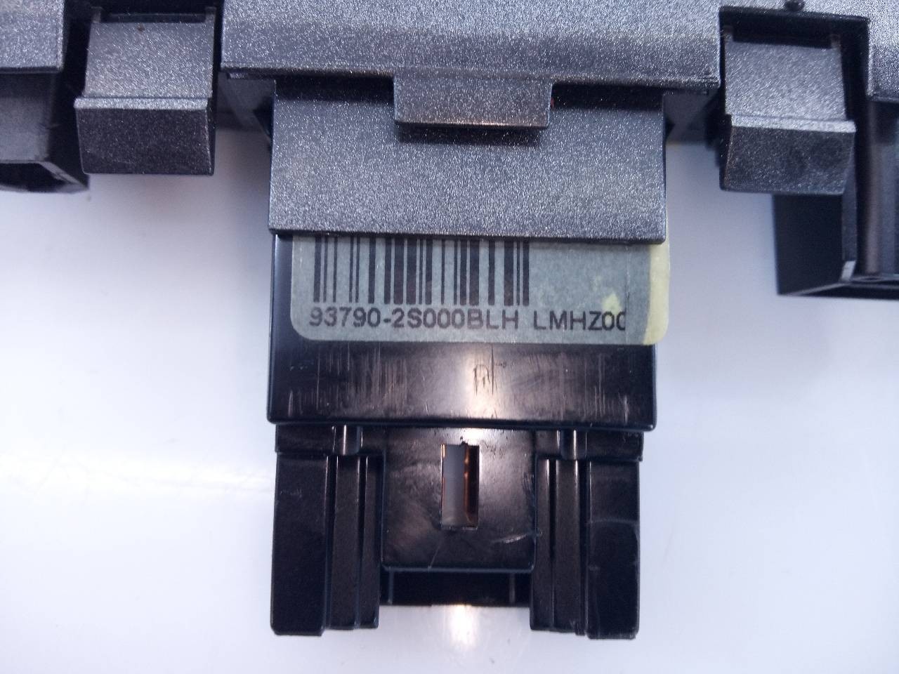 WARNING HYUNDAI IX35 937902S000BLH / E3-A3-34-4 937902S000BLHE3A3344 - Vista 3