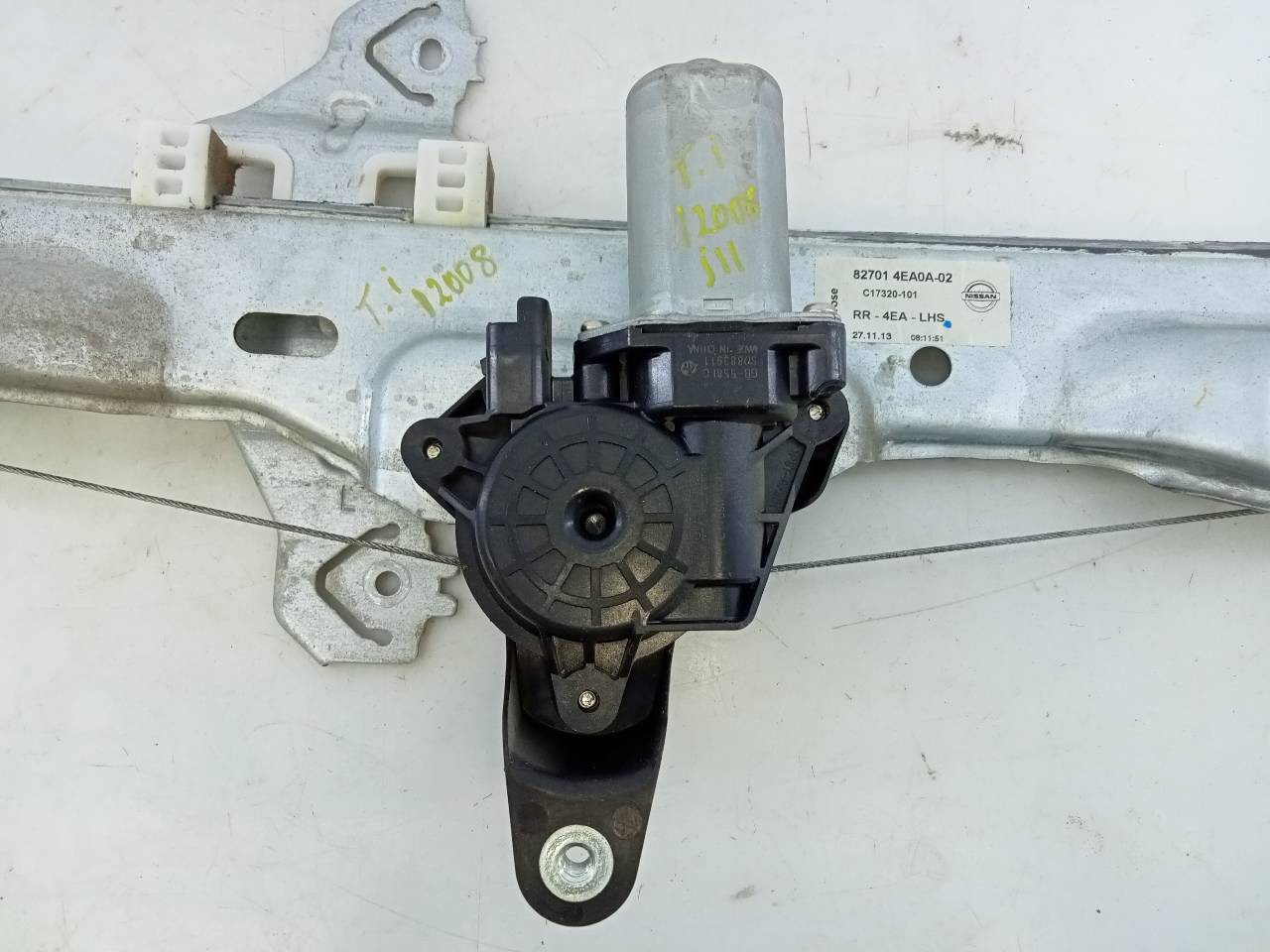 ELEVALUNAS TRASERO IZQUIERDO NISSAN QASHQAI (J11) 827014EA0A02 / E2-A4-60-1 / C173220101 827014EA0A02E2A4601C173220101 - Vista 3